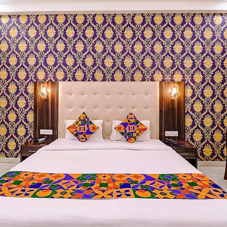Fabhotel Swess Grand Agra  Exterior photo