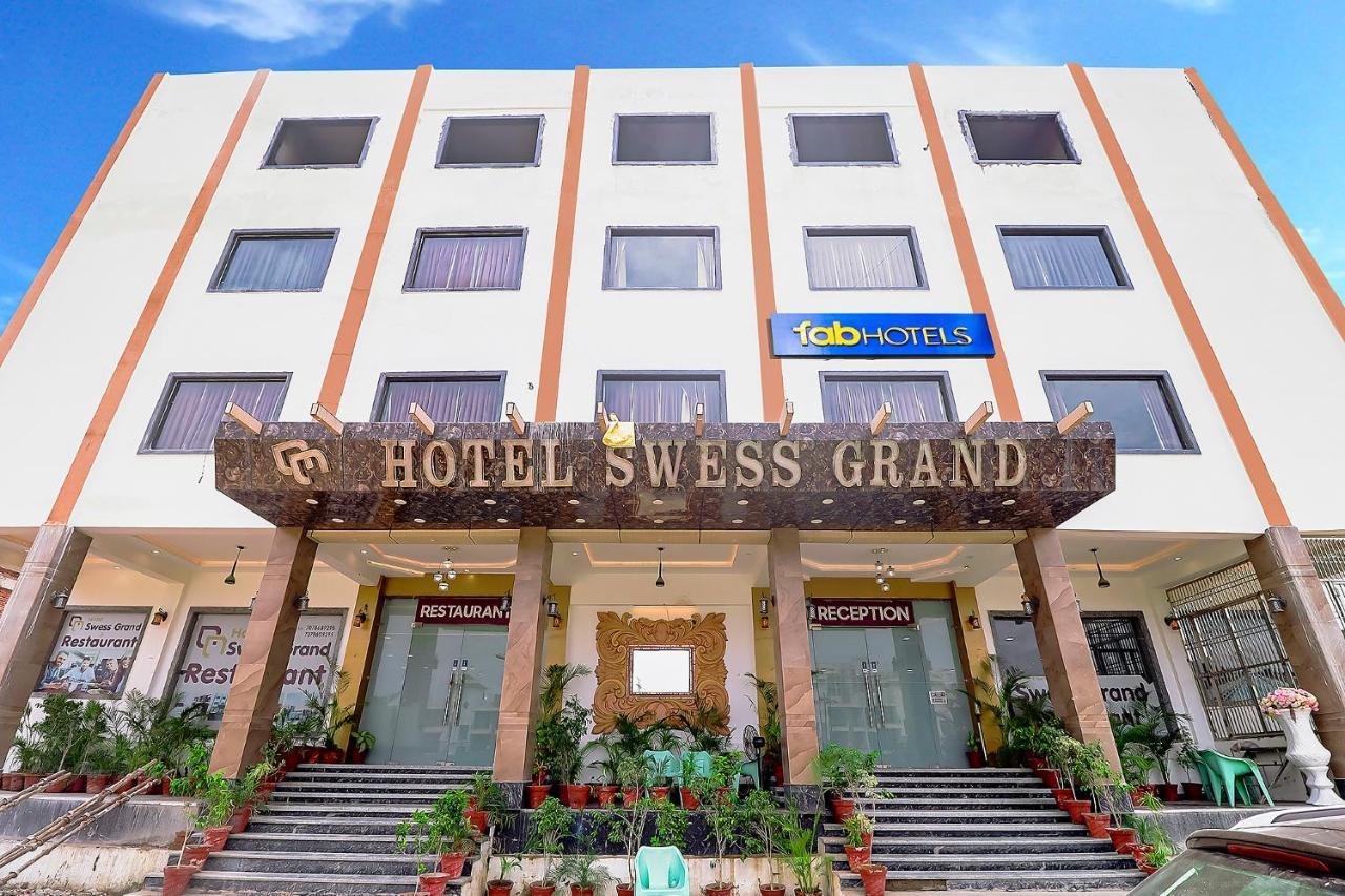 Fabhotel Swess Grand Agra  Exterior photo