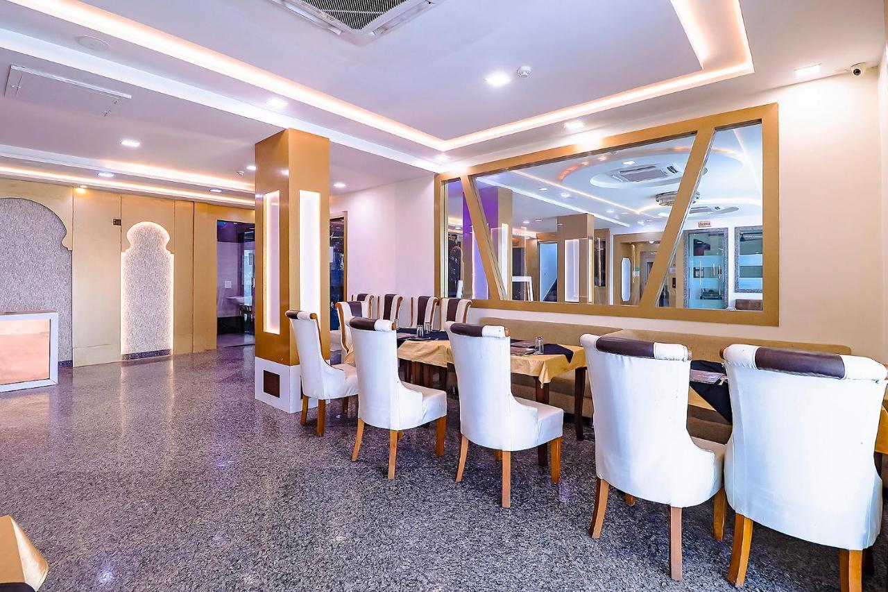 Fabhotel Swess Grand Agra  Exterior photo