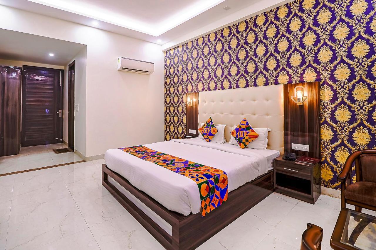 Fabhotel Swess Grand Agra  Exterior photo