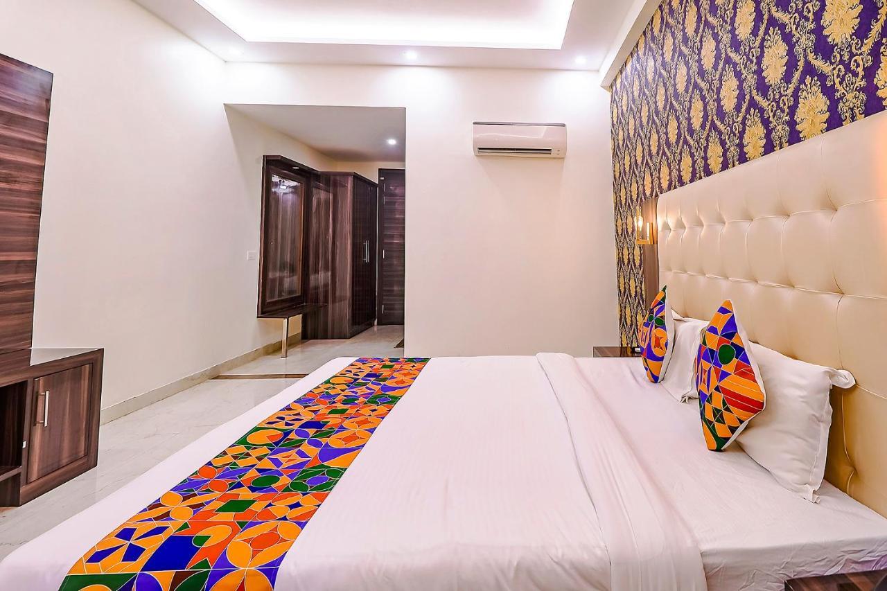 Fabhotel Swess Grand Agra  Exterior photo